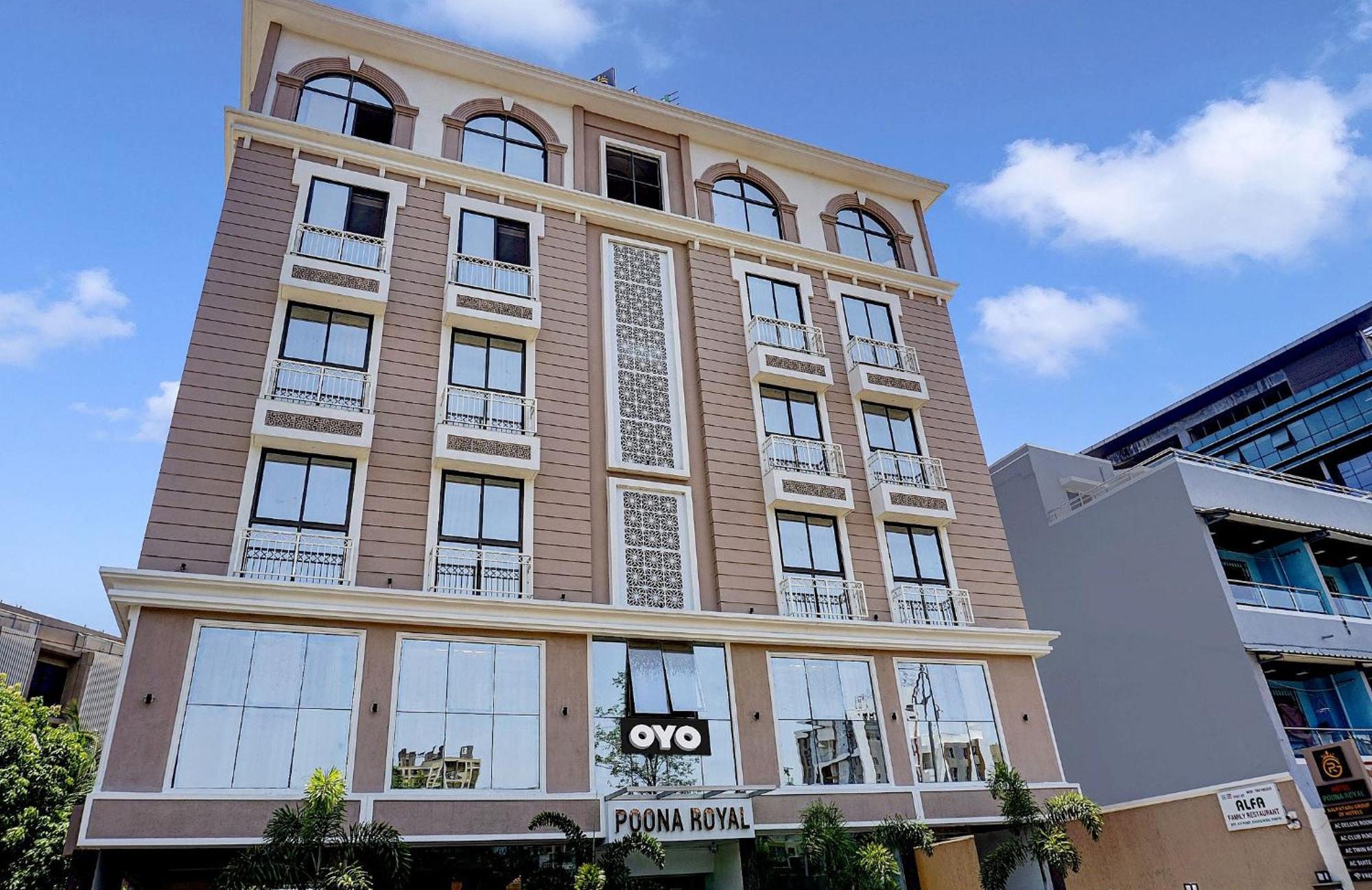 Super Townhouse Poona Royal Hotel Pimpri-Chinchwad Buitenkant foto